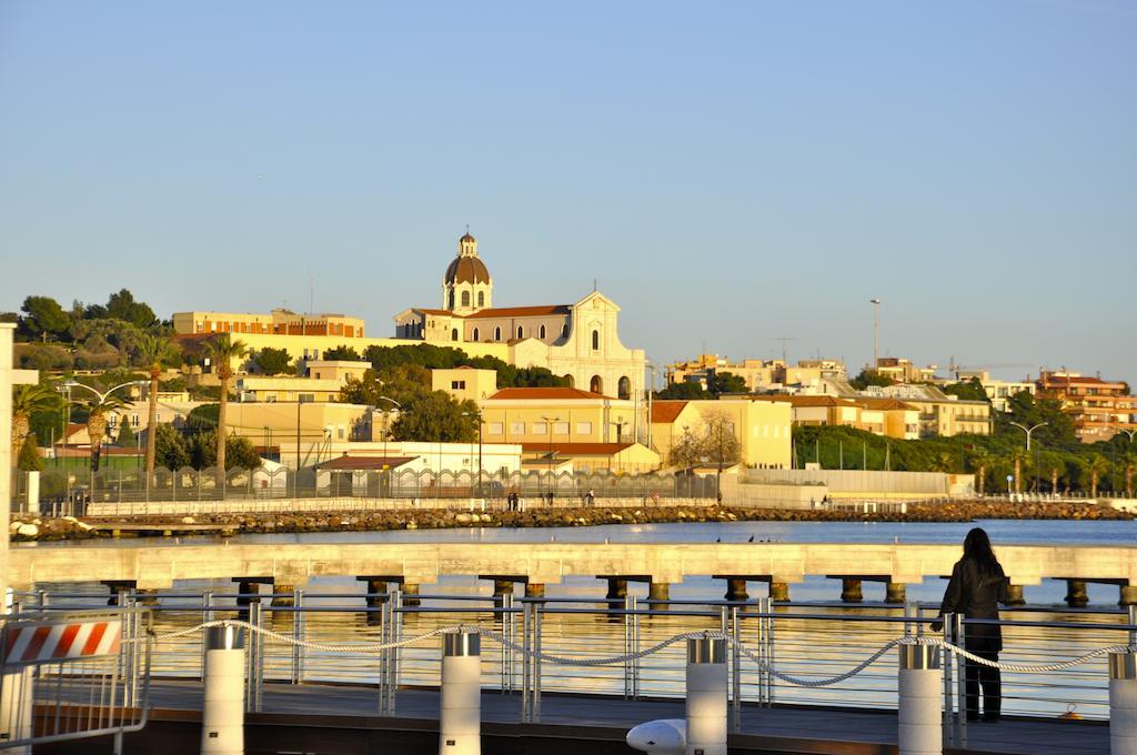 New Romantic Cagliari Camera foto